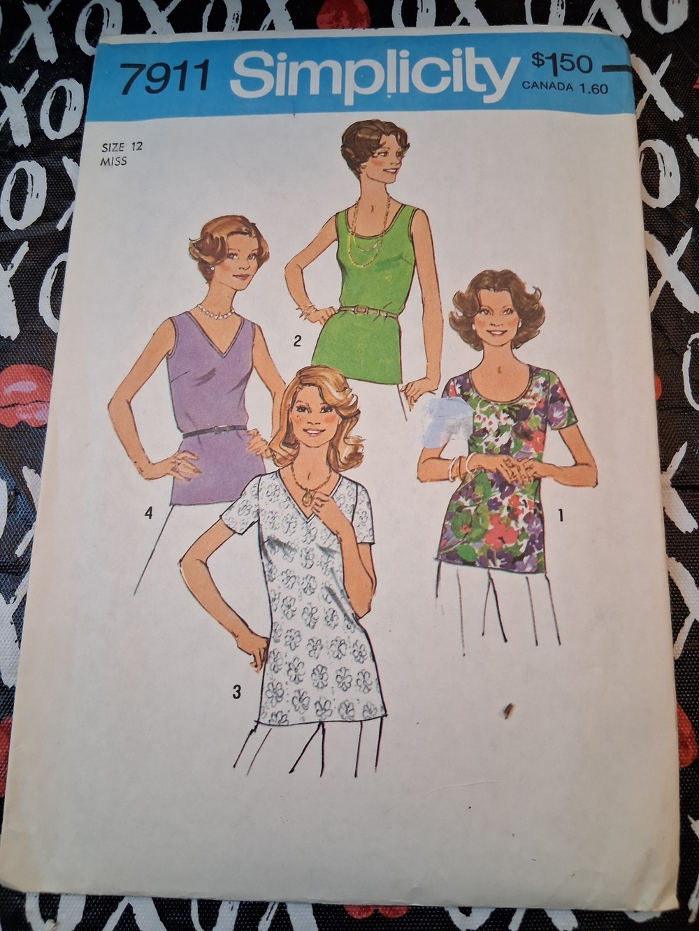 Simplicity Women’s Top Pattern — Green, Purple, White, Multicolor Floral